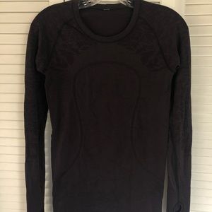 Lululemon long sleeve top